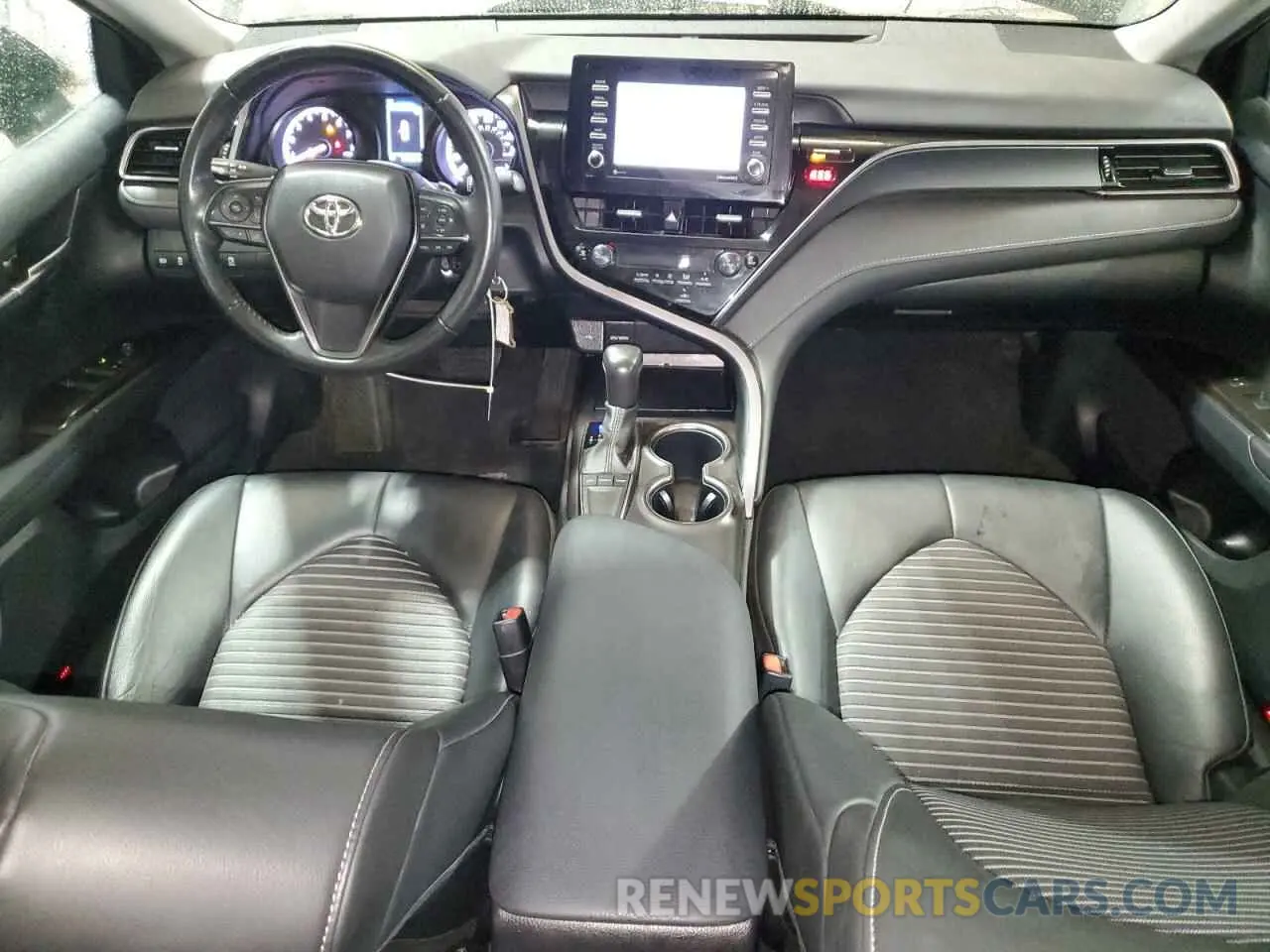 8 fotografías del automóvil dañado 4T1G11AK1PU766495 TOYOTA CAMRY 2023