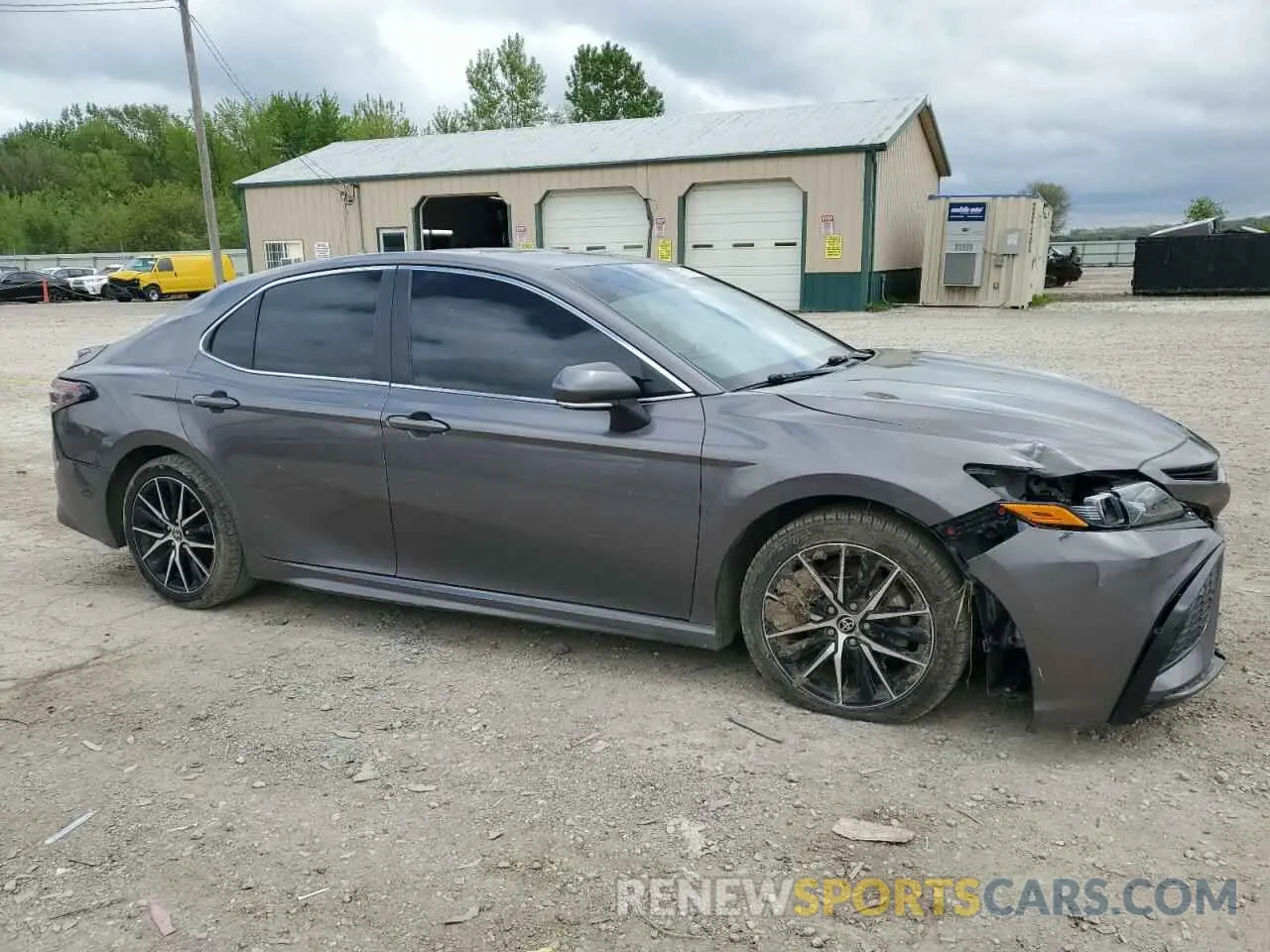 4 fotografías del automóvil dañado 4T1G11AK1PU778100 TOYOTA CAMRY 2023