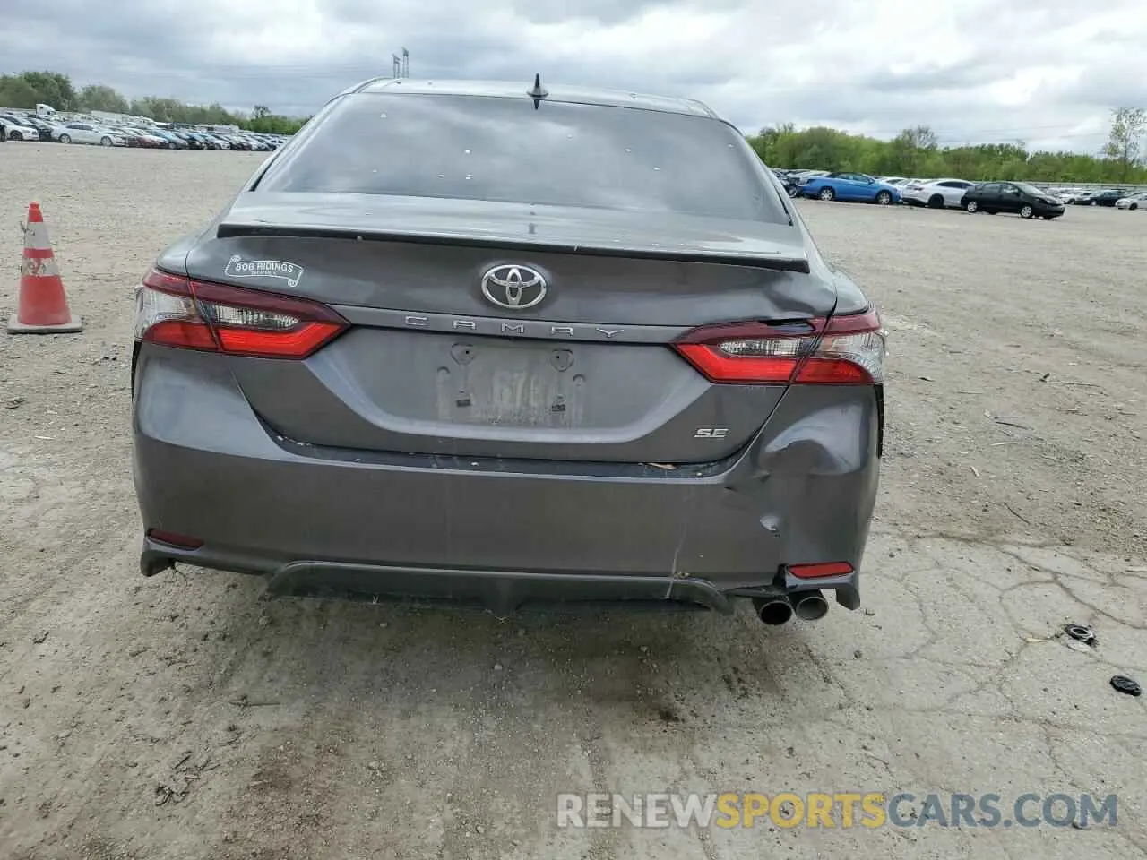 6 fotografías del automóvil dañado 4T1G11AK1PU778100 TOYOTA CAMRY 2023