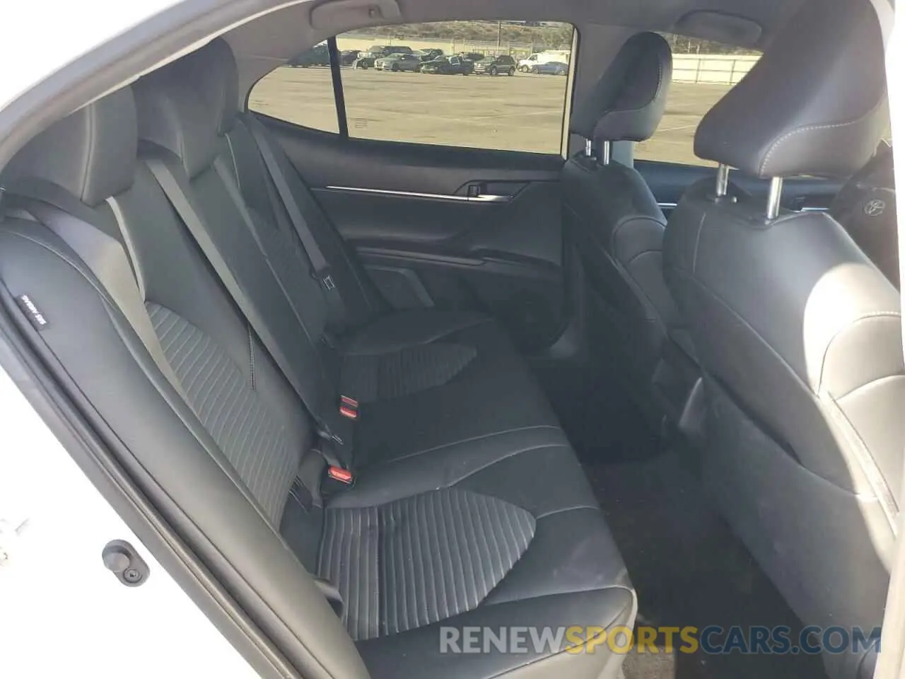 10 fotografías del automóvil dañado 4T1G11AK1PU815131 TOYOTA CAMRY 2023
