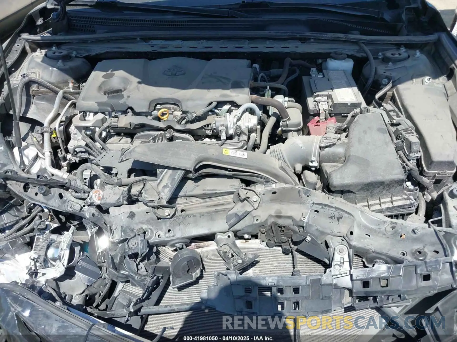 10 fotografías del automóvil dañado 4T1G11AK1PU827165 TOYOTA CAMRY 2023