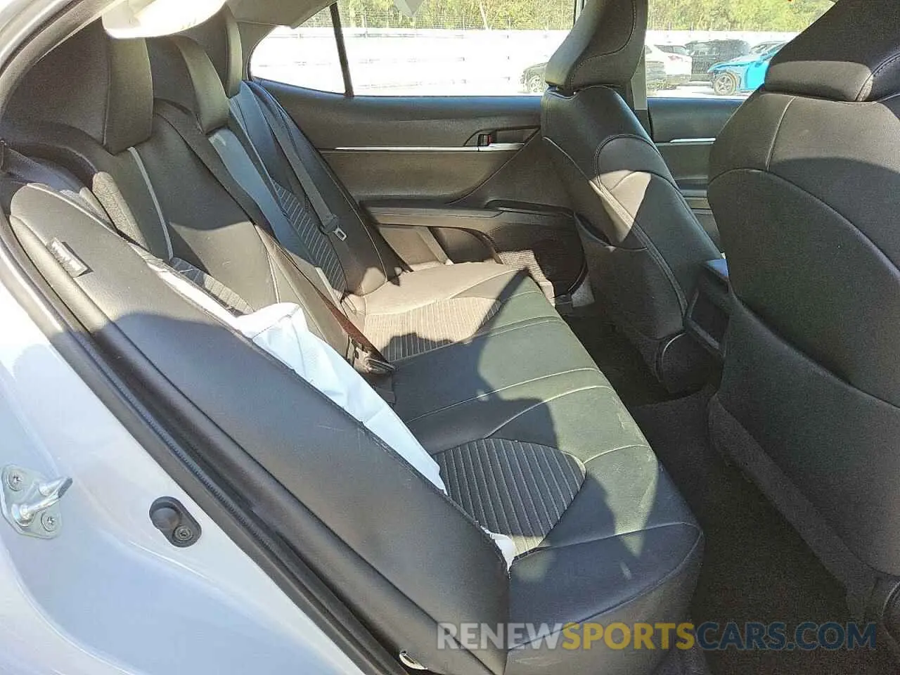 10 fotografías del automóvil dañado 4T1G11AK2PU091644 TOYOTA CAMRY 2023