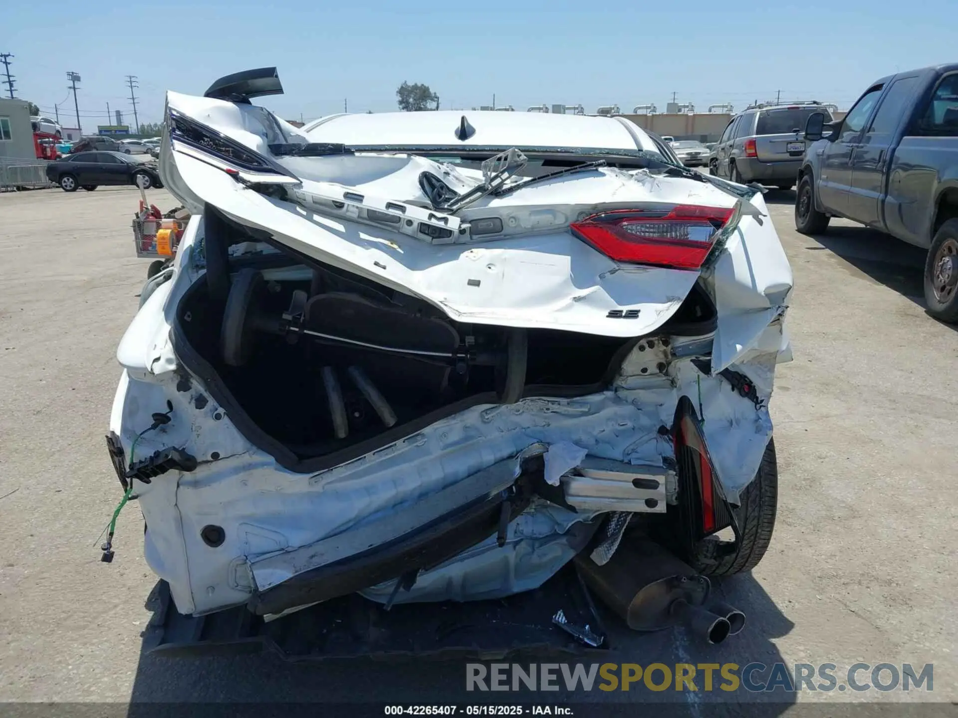 16 fotografías del automóvil dañado 4T1G11AK2PU146903 TOYOTA CAMRY 2023