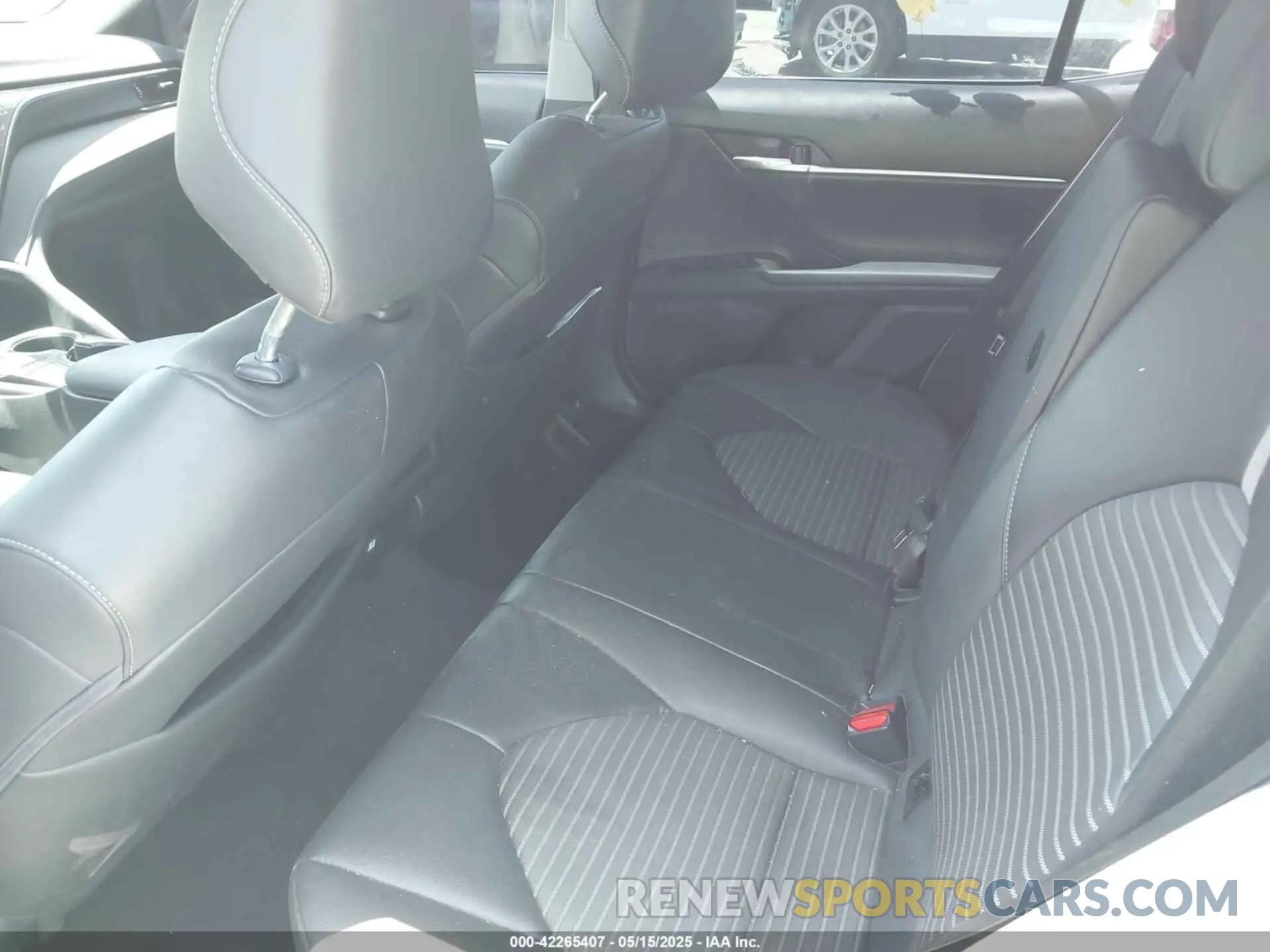 8 fotografías del automóvil dañado 4T1G11AK2PU146903 TOYOTA CAMRY 2023