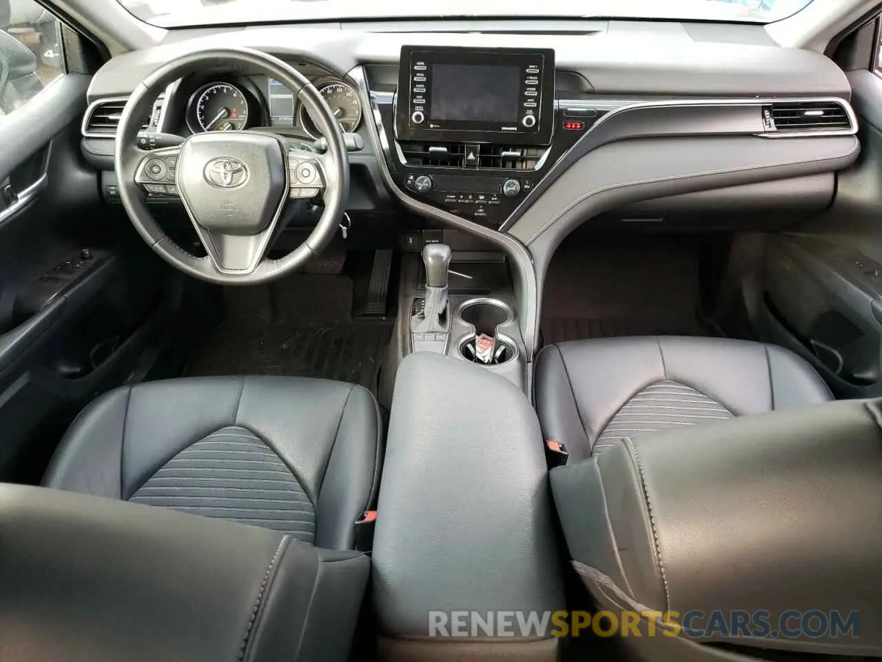 8 fotografías del automóvil dañado 4T1G11AK2PU151633 TOYOTA CAMRY 2023
