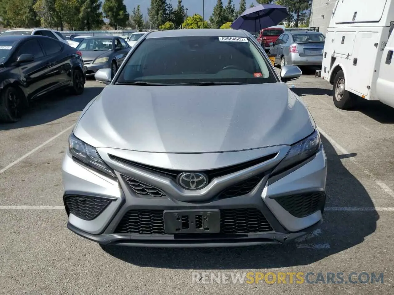 5 fotografías del automóvil dañado 4T1G11AK2PU151955 TOYOTA CAMRY 2023