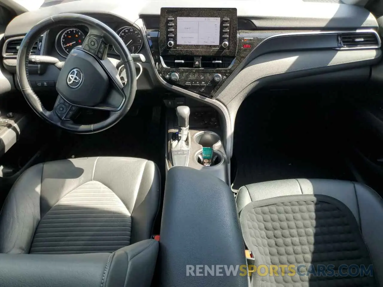 8 fotografías del automóvil dañado 4T1G11AK2PU151955 TOYOTA CAMRY 2023