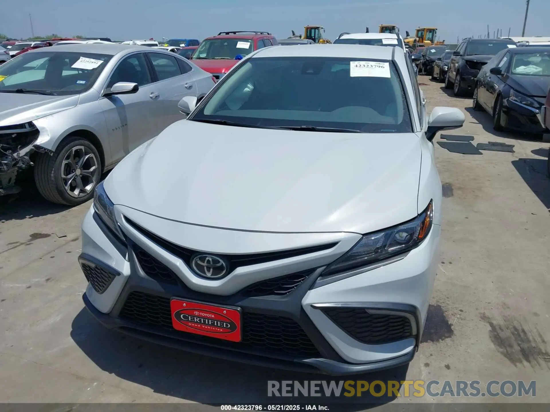 12 fotografías del automóvil dañado 4T1G11AK2PU171610 TOYOTA CAMRY 2023