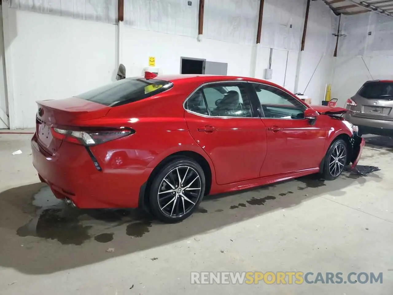 3 fotografías del automóvil dañado 4T1G11AK2PU179836 TOYOTA CAMRY 2023