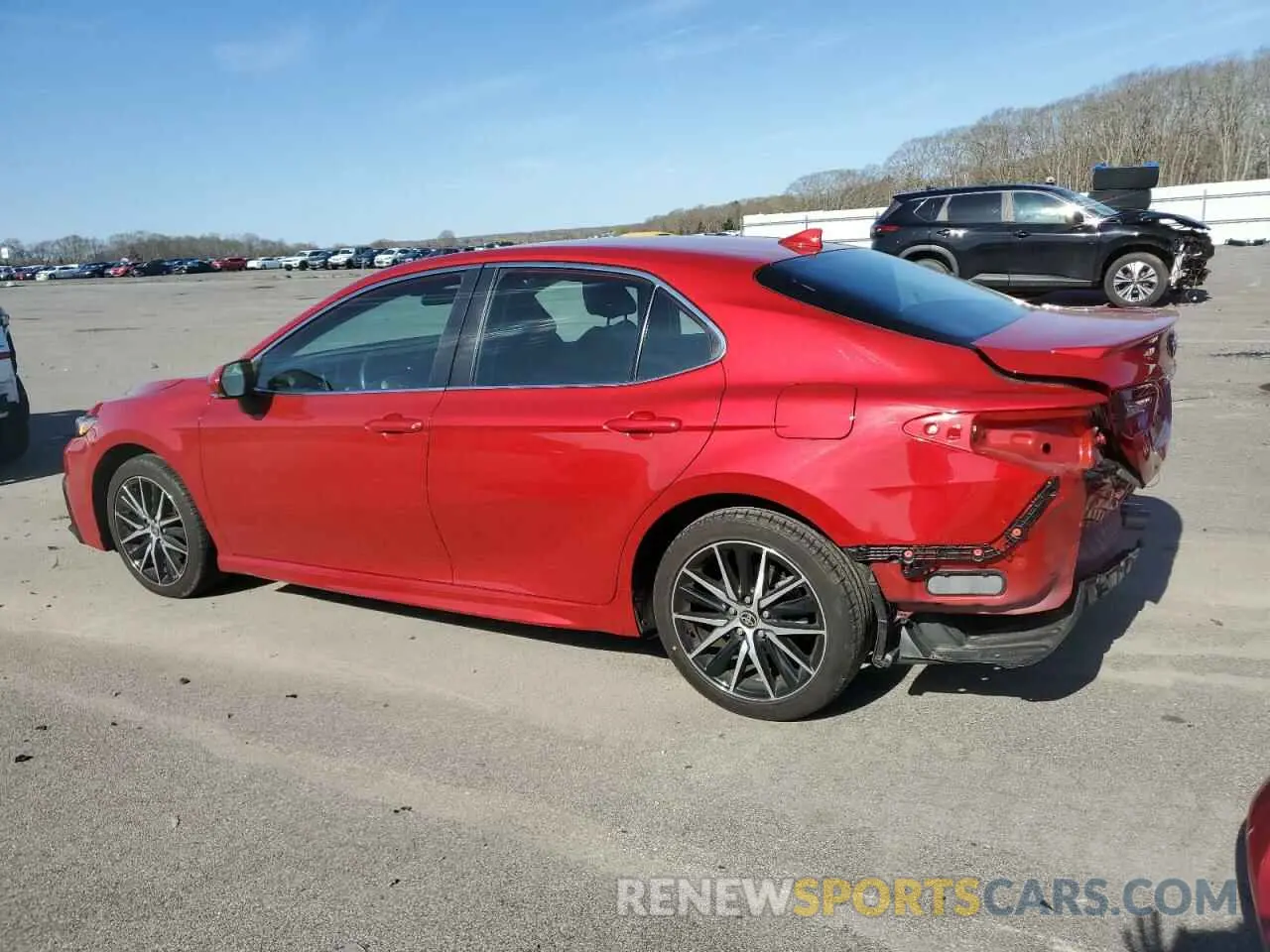 2 fotografías del automóvil dañado 4T1G11AK2PU183966 TOYOTA CAMRY 2023