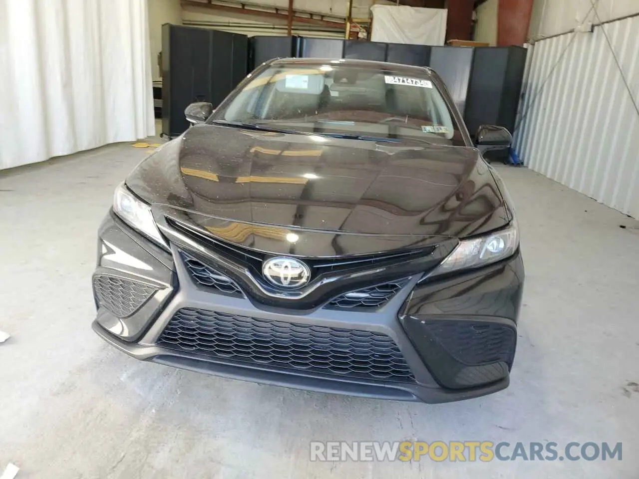 5 fotografías del automóvil dañado 4T1G11AK2PU184003 TOYOTA CAMRY 2023