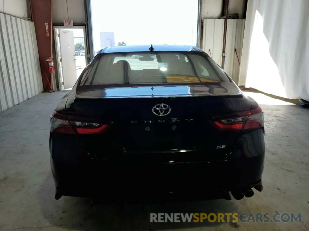 6 fotografías del automóvil dañado 4T1G11AK2PU184003 TOYOTA CAMRY 2023