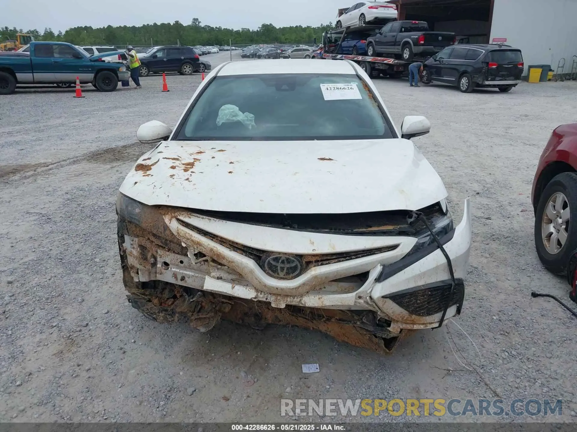 12 fotografías del automóvil dañado 4T1G11AK2PU726524 TOYOTA CAMRY 2023