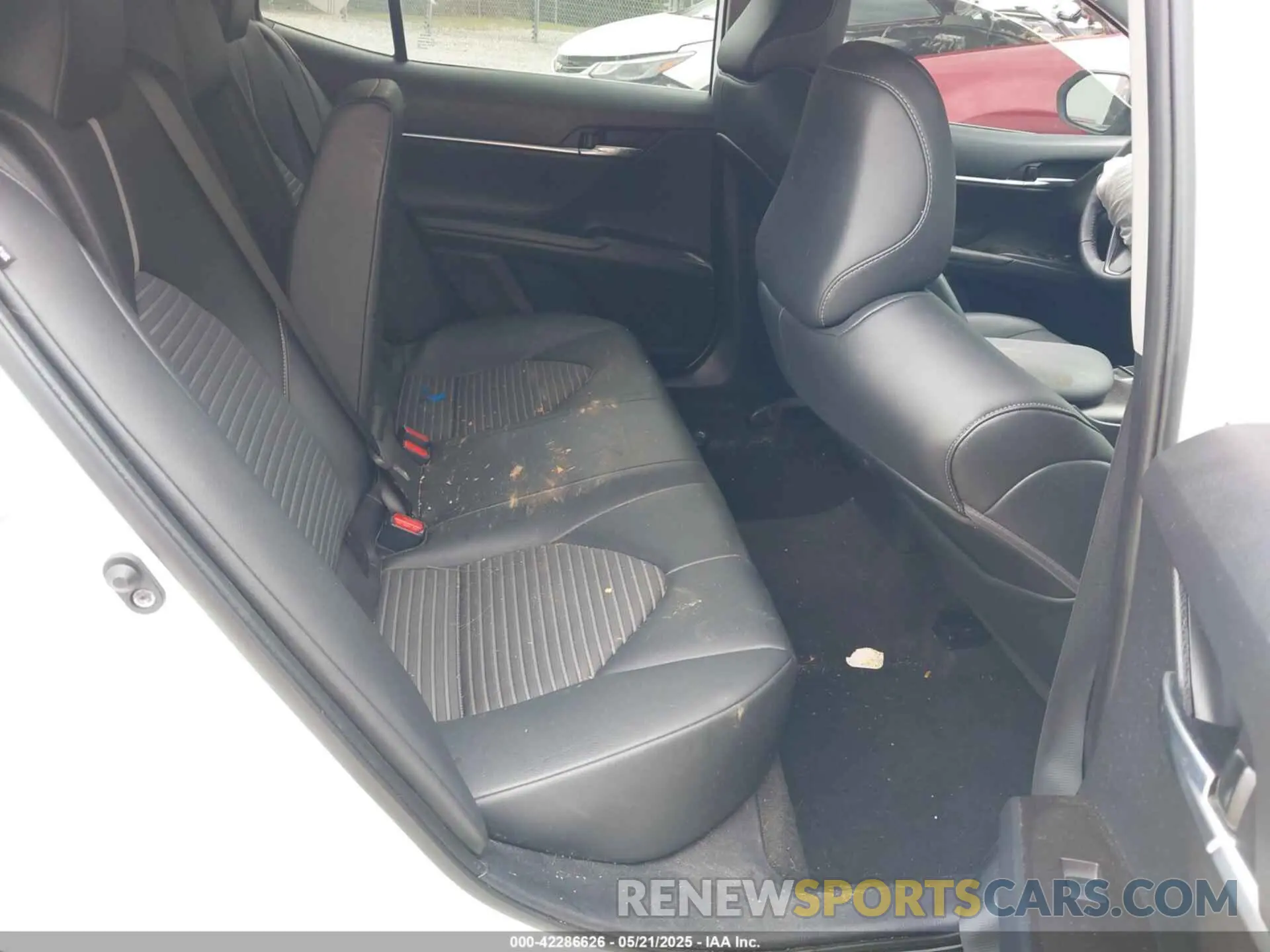 8 fotografías del automóvil dañado 4T1G11AK2PU726524 TOYOTA CAMRY 2023