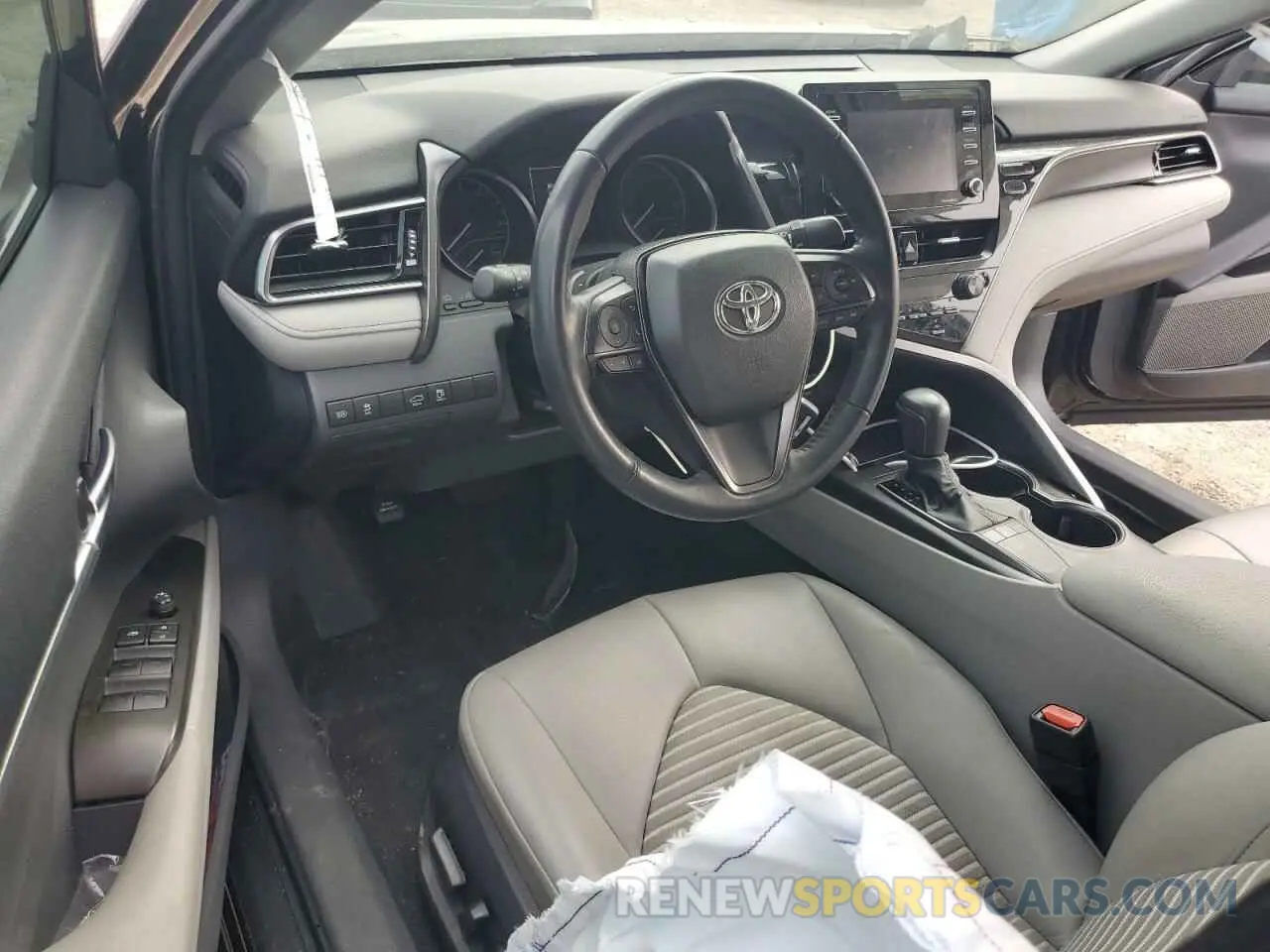 8 fotografías del automóvil dañado 4T1G11AK2PU735630 TOYOTA CAMRY 2023