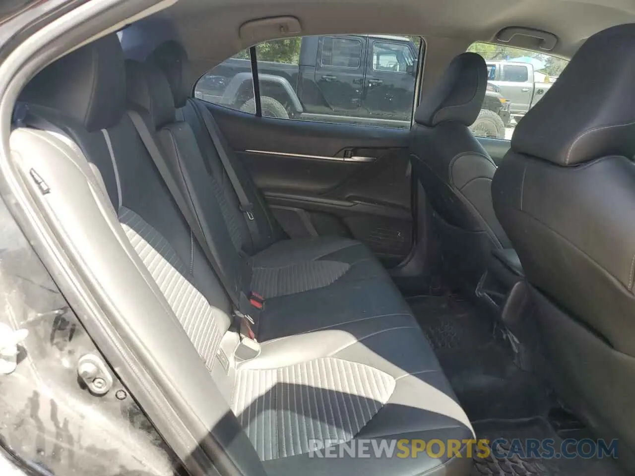 10 fotografías del automóvil dañado 4T1G11AK2PU741315 TOYOTA CAMRY 2023
