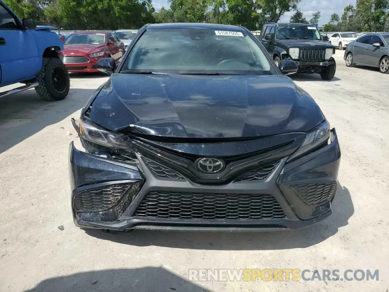 5 fotografías del automóvil dañado 4T1G11AK2PU741315 TOYOTA CAMRY 2023