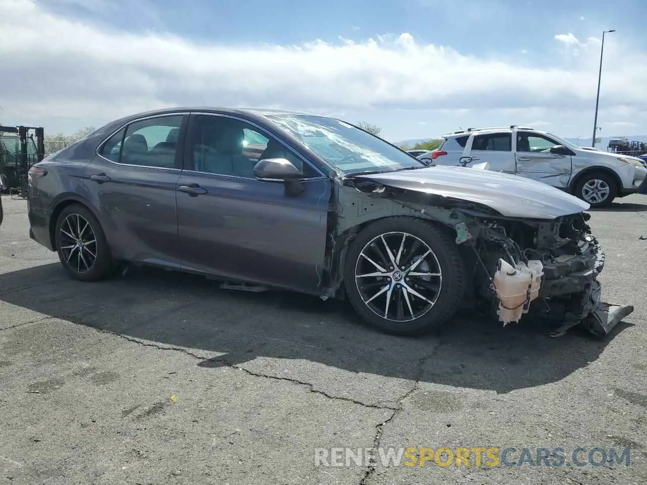 4 fotografías del automóvil dañado 4T1G11AK2PU744019 TOYOTA CAMRY 2023