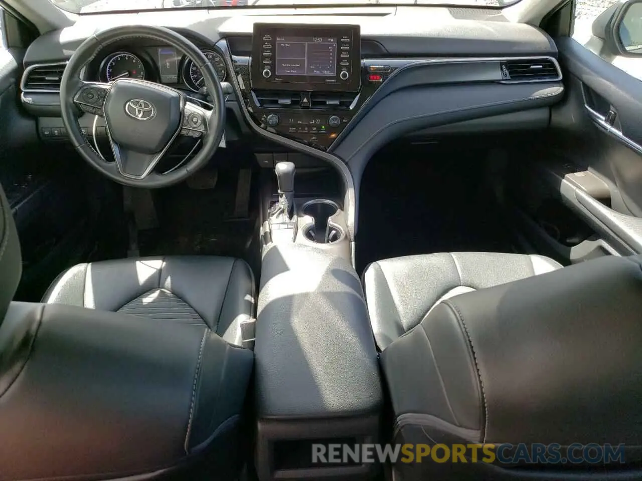 8 fotografías del automóvil dañado 4T1G11AK2PU751004 TOYOTA CAMRY 2023