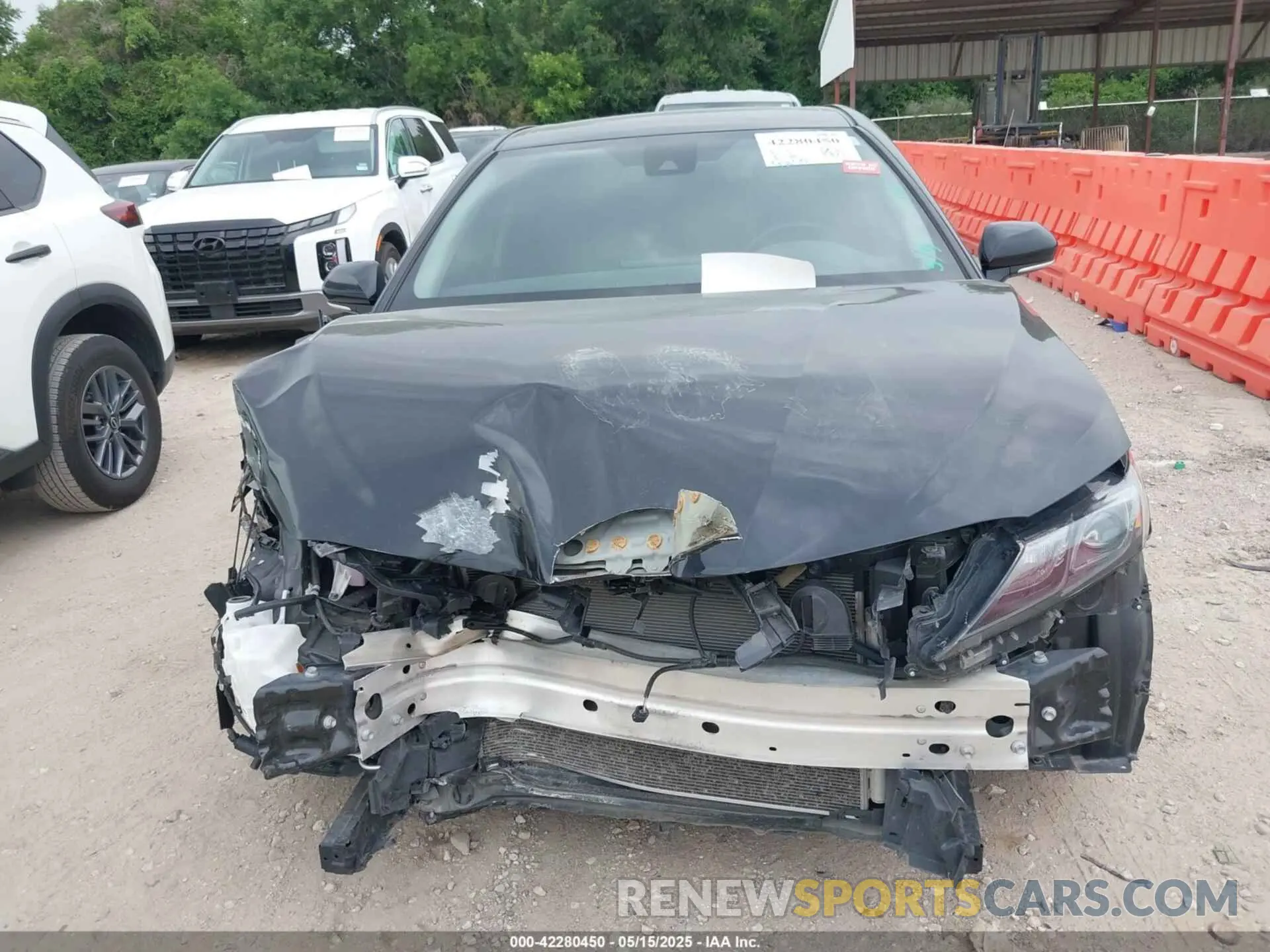 12 fotografías del automóvil dañado 4T1G11AK2PU769311 TOYOTA CAMRY 2023