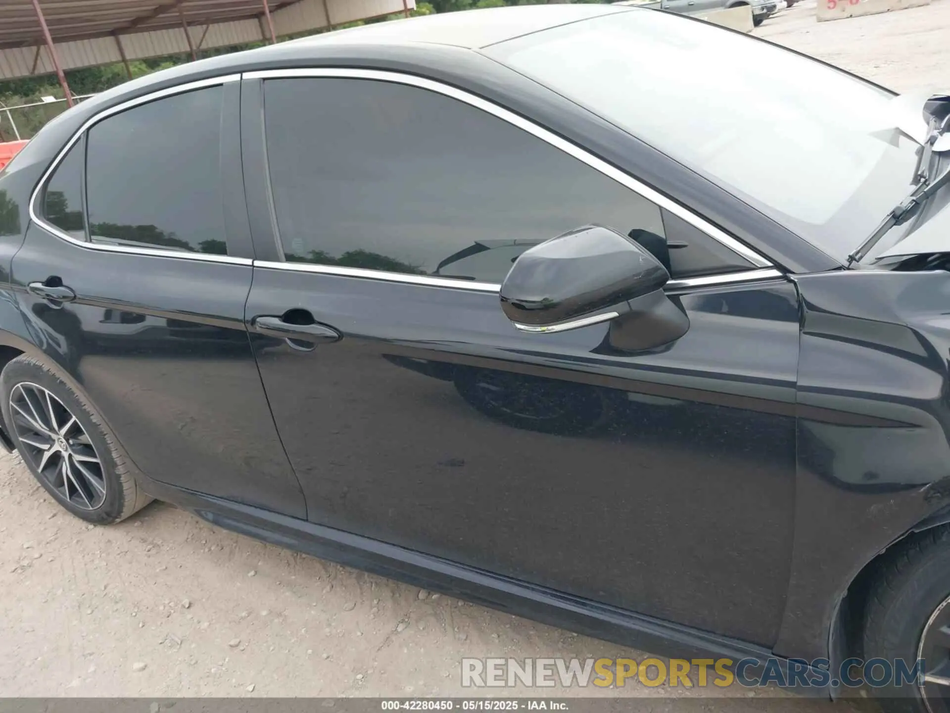 13 fotografías del automóvil dañado 4T1G11AK2PU769311 TOYOTA CAMRY 2023