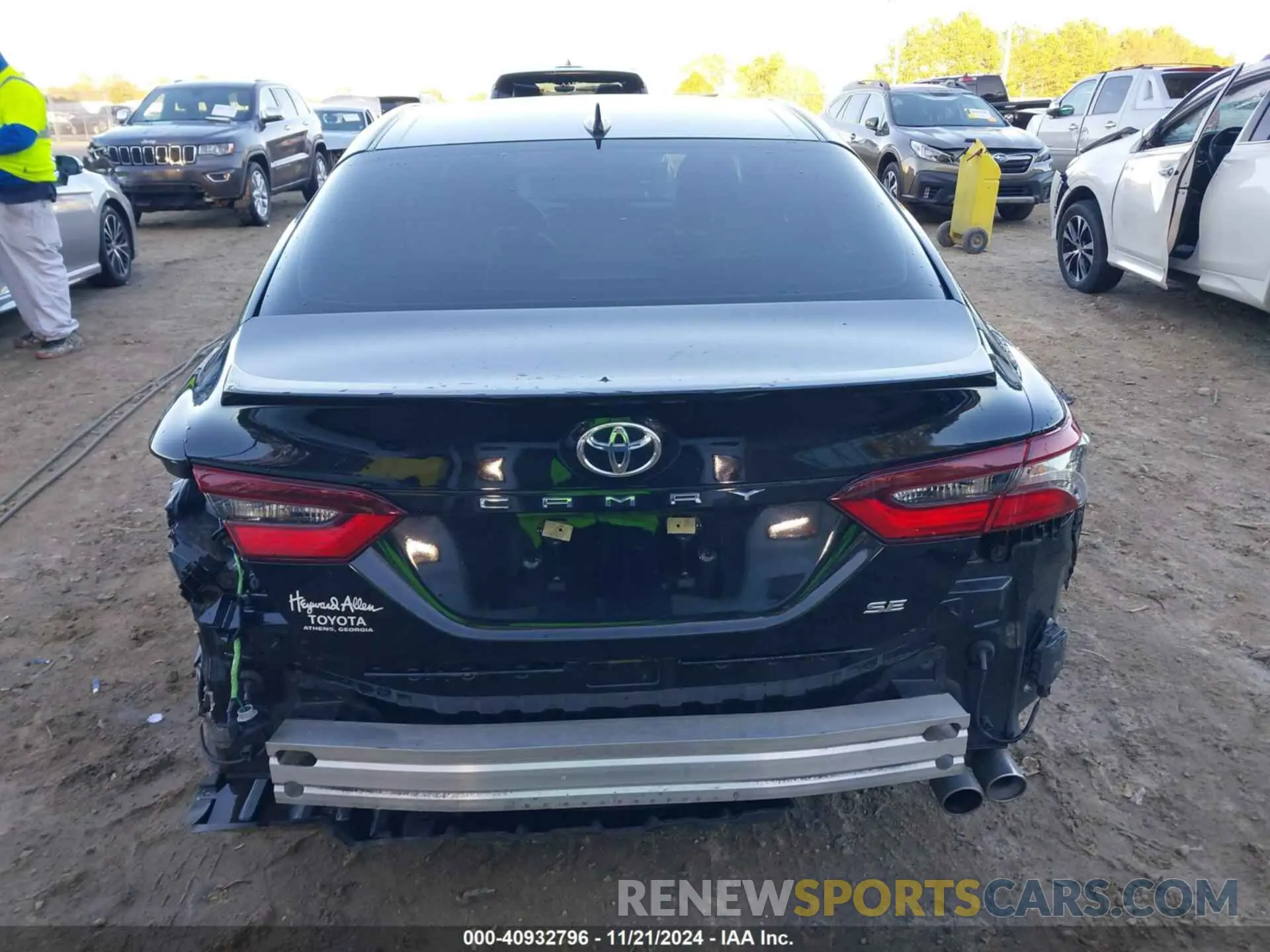 16 fotografías del automóvil dañado 4T1G11AK2PU794306 TOYOTA CAMRY 2023