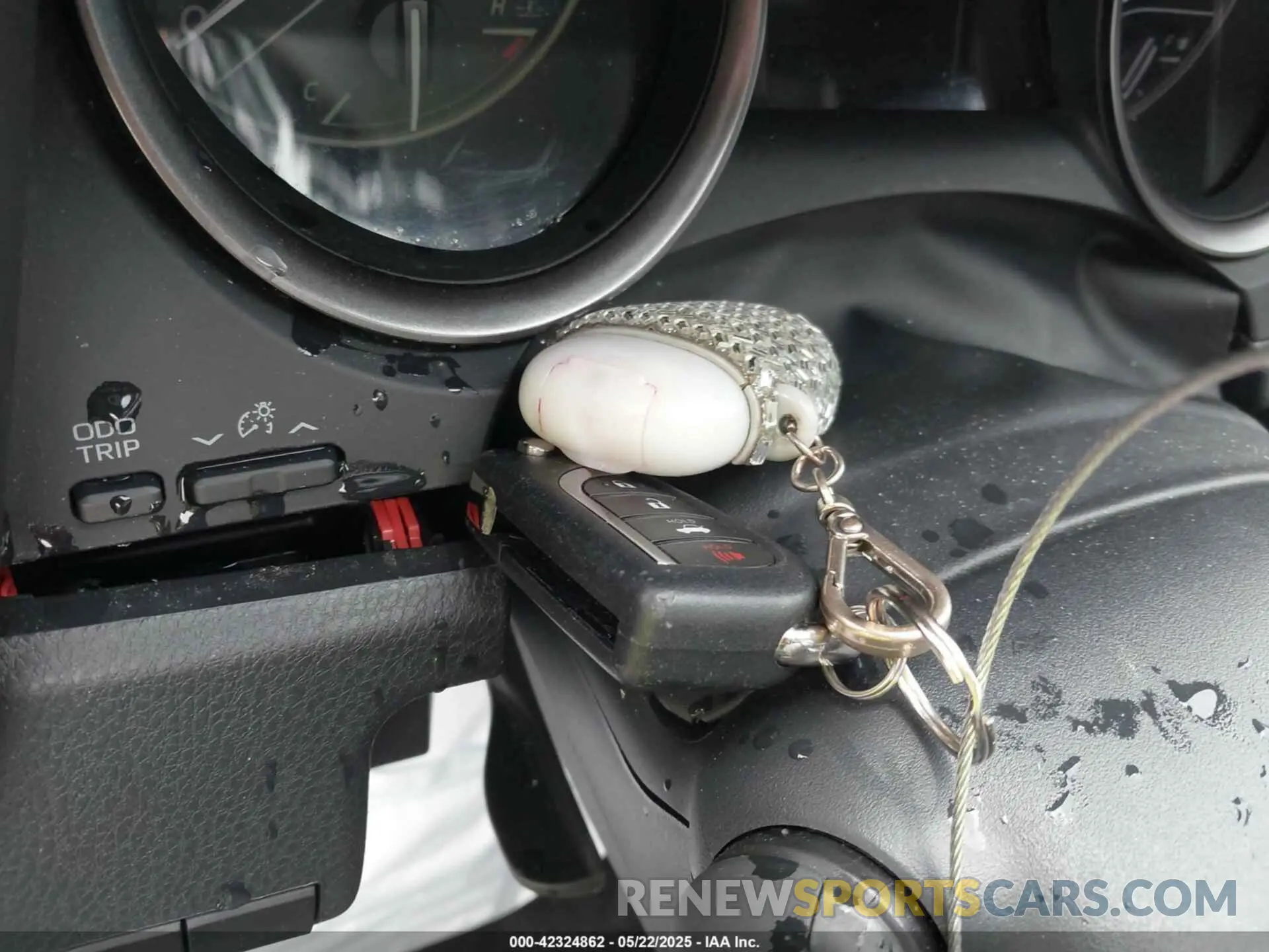 11 fotografías del automóvil dañado 4T1G11AK2PU794953 TOYOTA CAMRY 2023