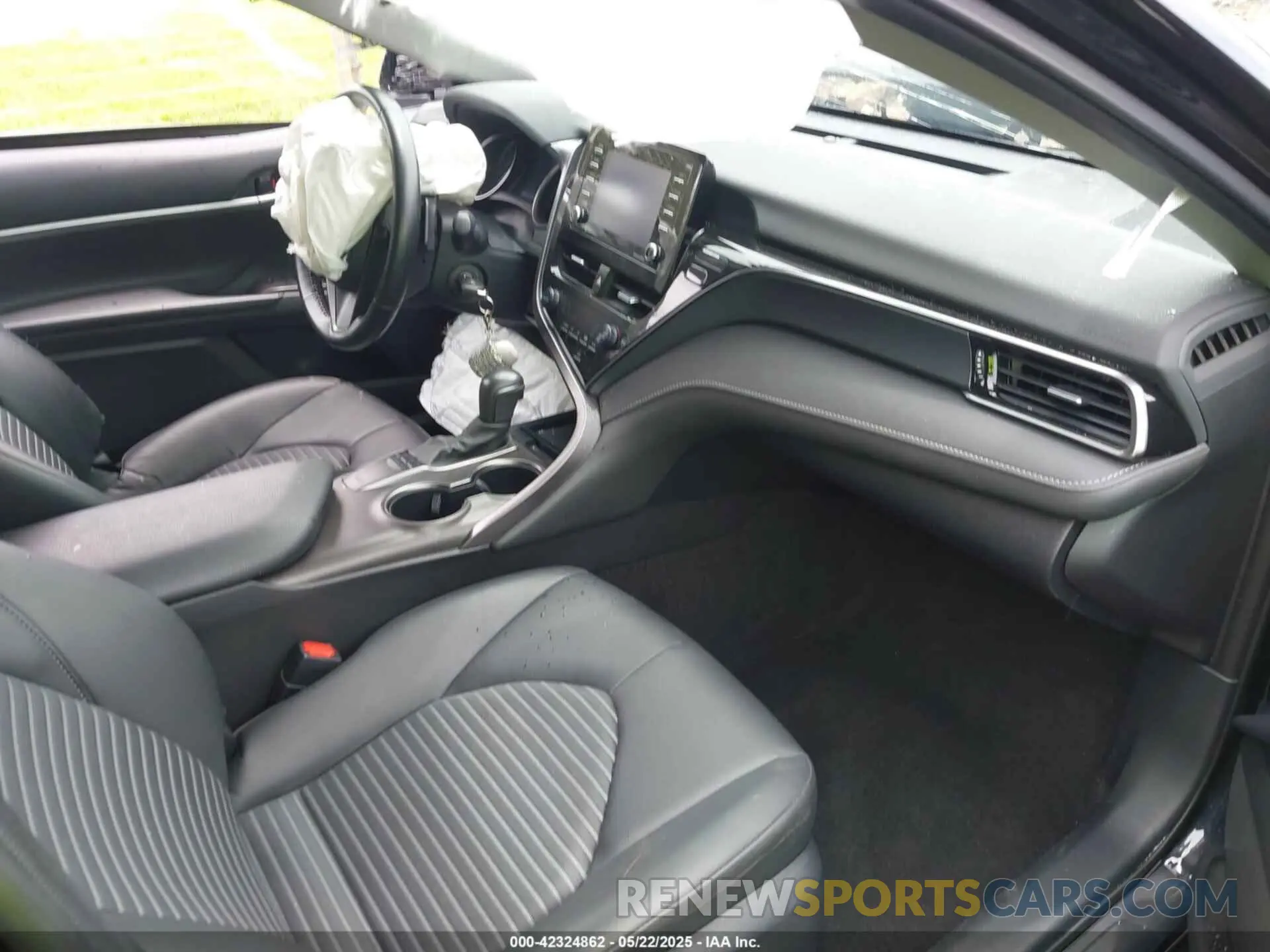 5 fotografías del automóvil dañado 4T1G11AK2PU794953 TOYOTA CAMRY 2023