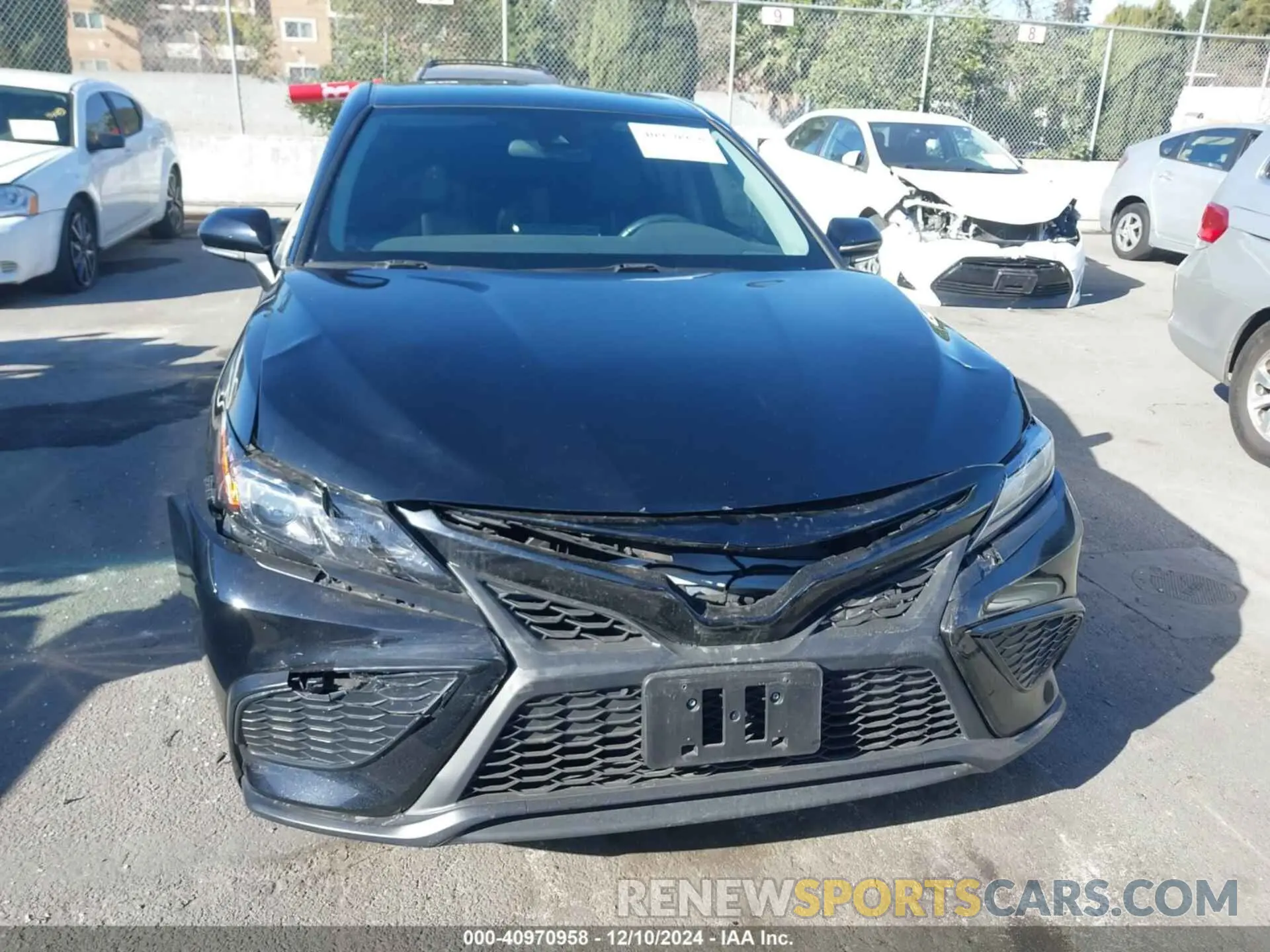 12 fotografías del automóvil dañado 4T1G11AK2PU826199 TOYOTA CAMRY 2023