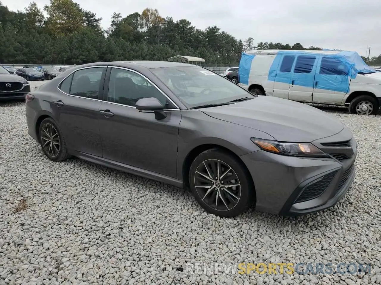 4 fotografías del automóvil dañado 4T1G11AK2PU830172 TOYOTA CAMRY 2023