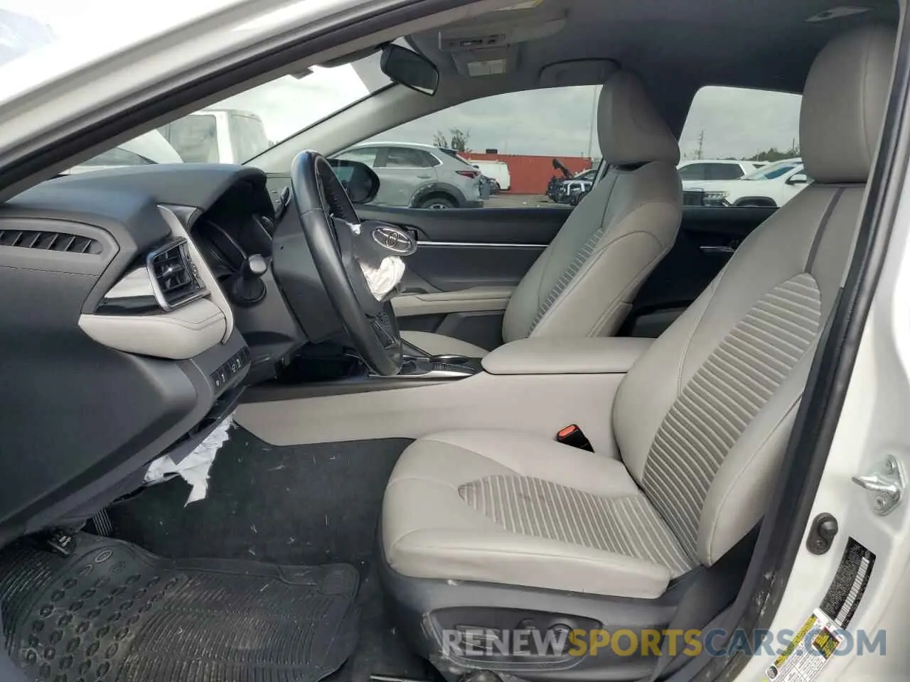 7 fotografías del automóvil dañado 4T1G11AK3PU113506 TOYOTA CAMRY 2023