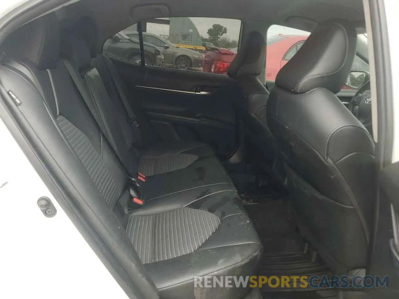 10 fotografías del automóvil dañado 4T1G11AK3PU128006 TOYOTA CAMRY 2023