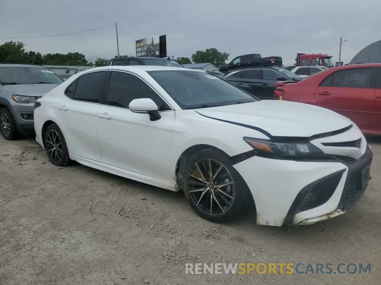 4 fotografías del automóvil dañado 4T1G11AK3PU128006 TOYOTA CAMRY 2023