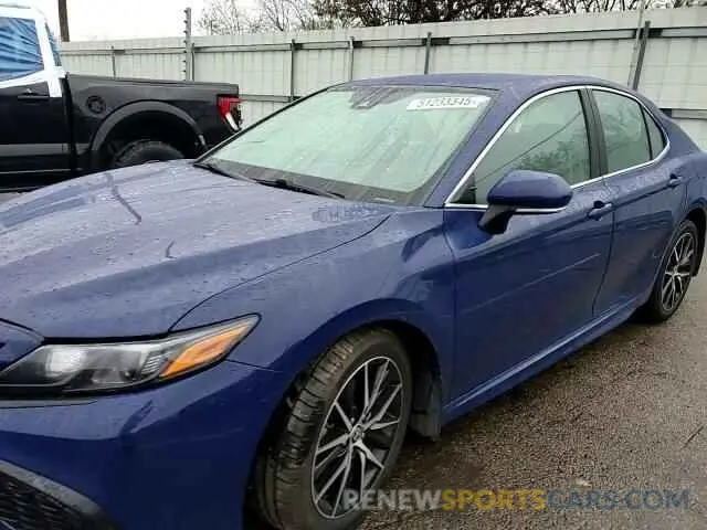 11 fotografías del automóvil dañado 4T1G11AK3PU131181 TOYOTA CAMRY 2023