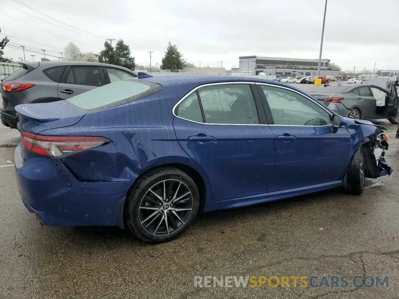 3 fotografías del automóvil dañado 4T1G11AK3PU131181 TOYOTA CAMRY 2023
