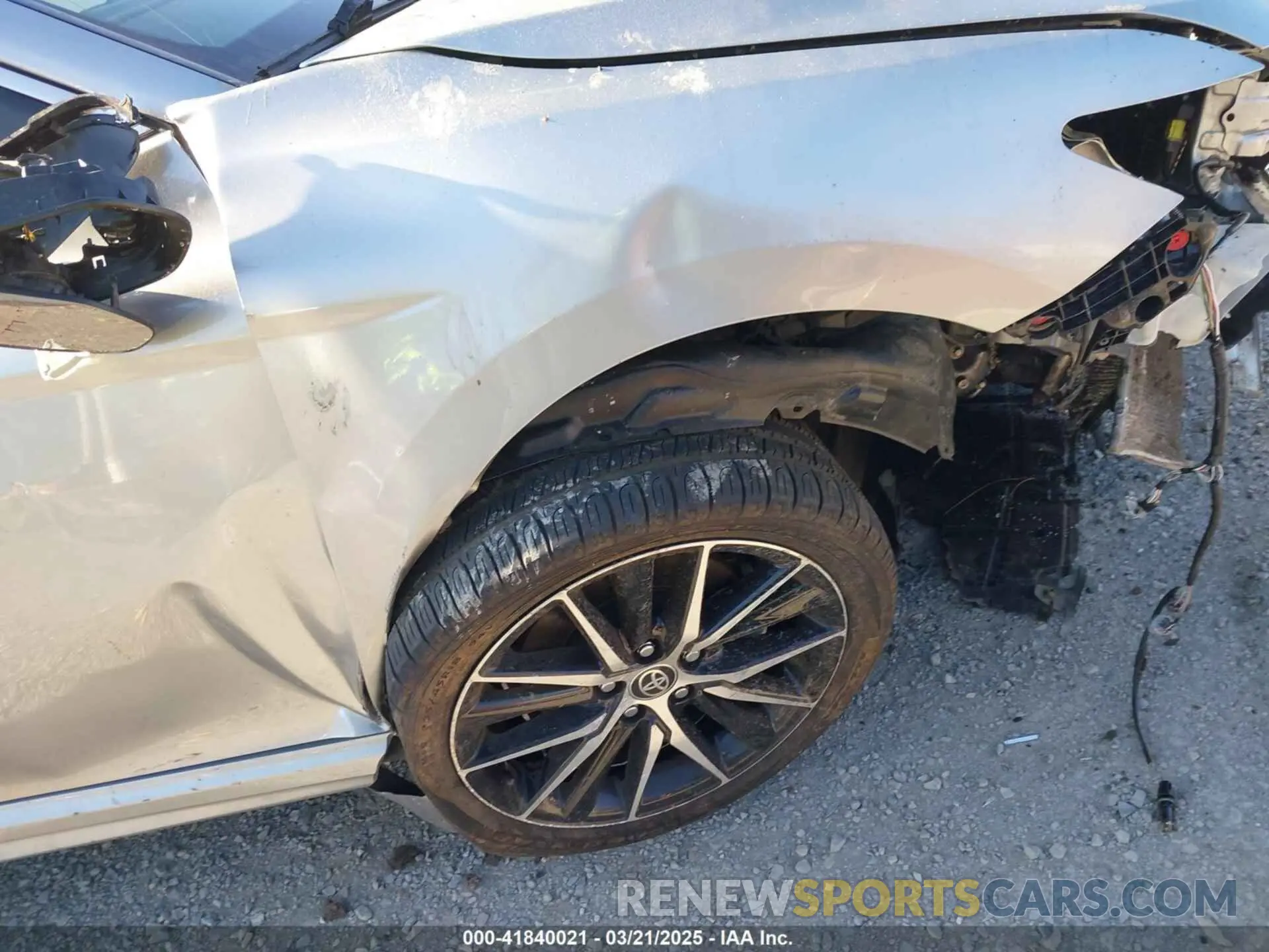 16 fotografías del automóvil dañado 4T1G11AK3PU720599 TOYOTA CAMRY 2023