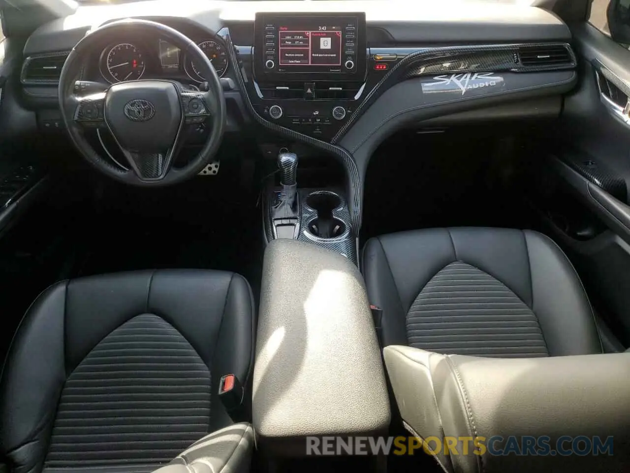 8 fotografías del automóvil dañado 4T1G11AK3PU723521 TOYOTA CAMRY 2023