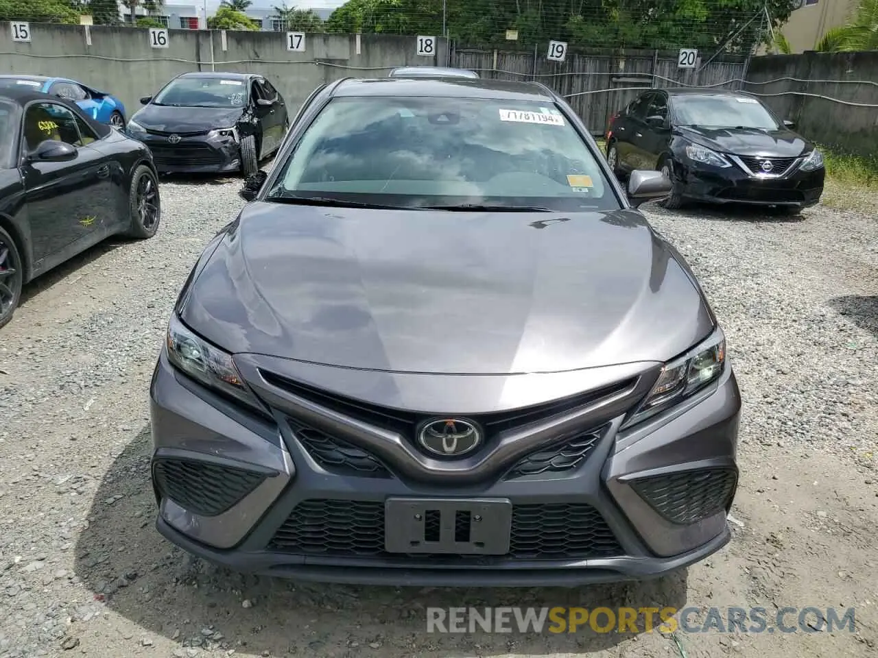5 fotografías del automóvil dañado 4T1G11AK3PU740755 TOYOTA CAMRY 2023