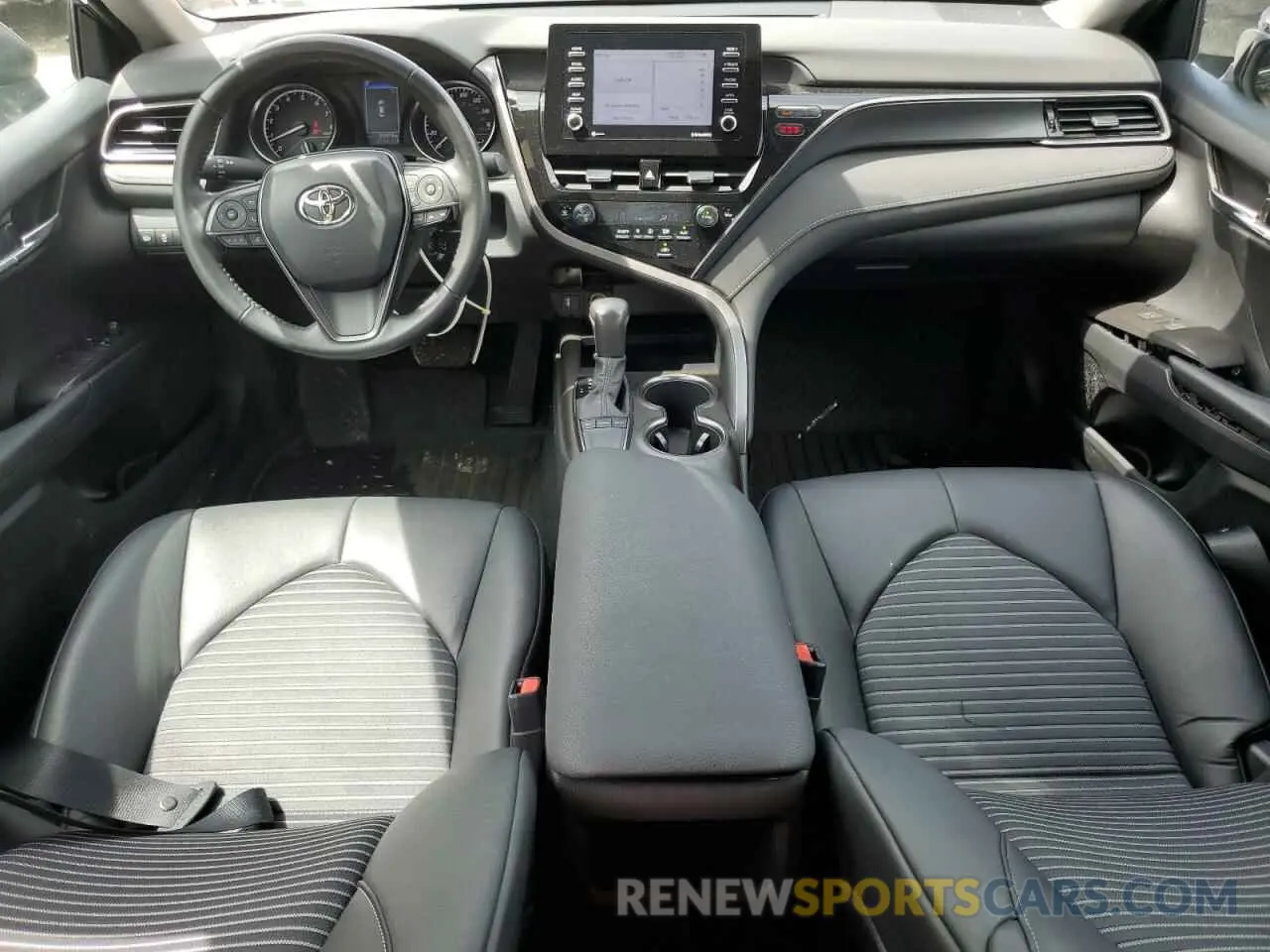 8 fotografías del automóvil dañado 4T1G11AK3PU740755 TOYOTA CAMRY 2023