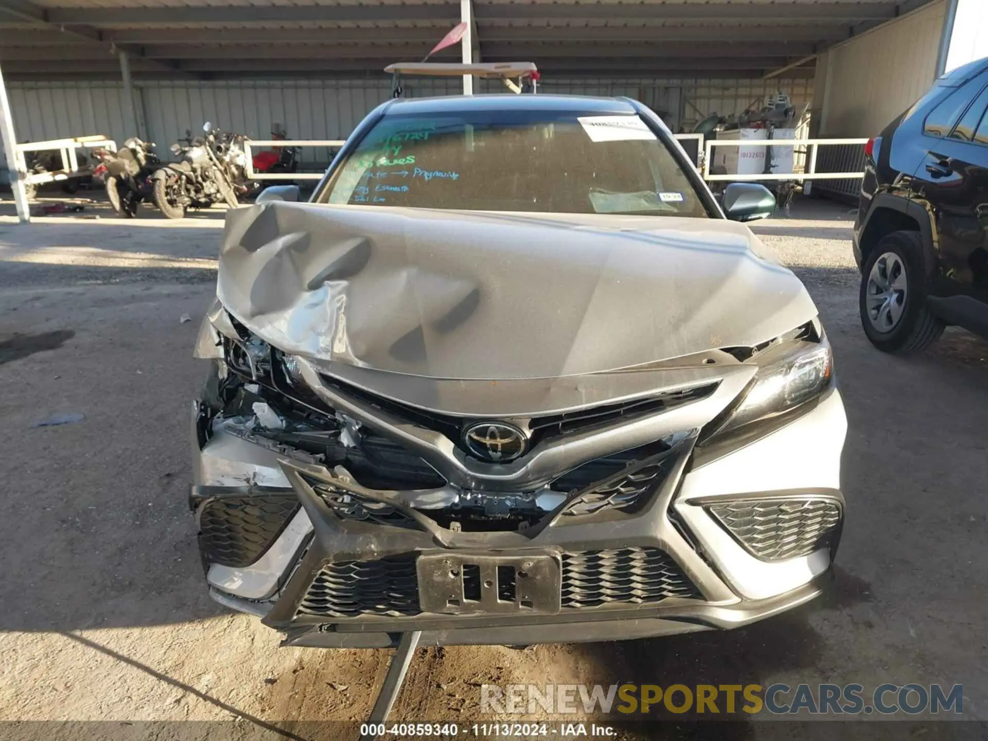 12 fotografías del automóvil dañado 4T1G11AK3PU741470 TOYOTA CAMRY 2023