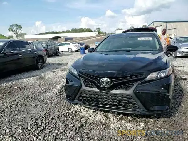 13 fotografías del automóvil dañado 4T1G11AK3PU768314 TOYOTA CAMRY 2023