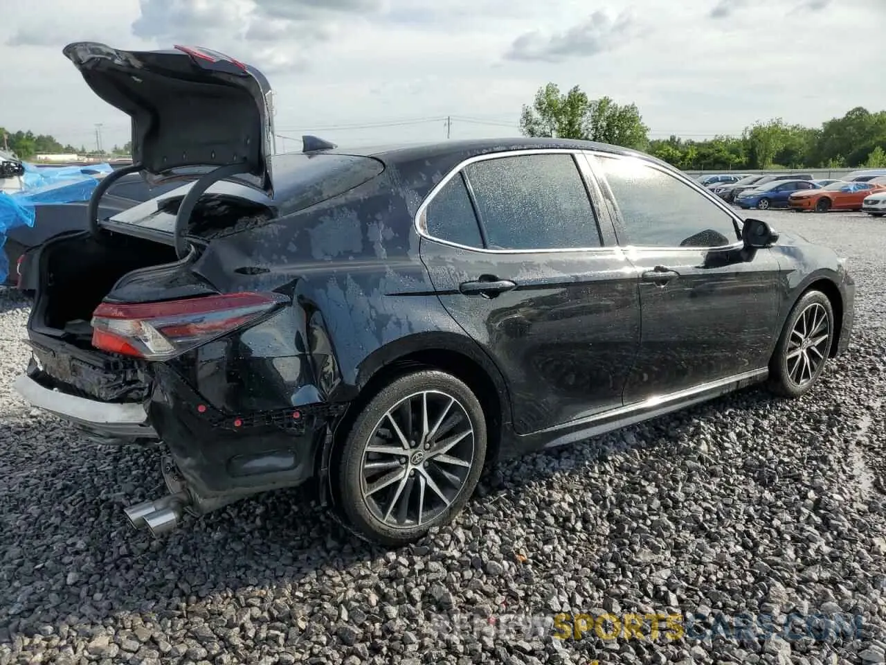3 fotografías del automóvil dañado 4T1G11AK3PU768314 TOYOTA CAMRY 2023