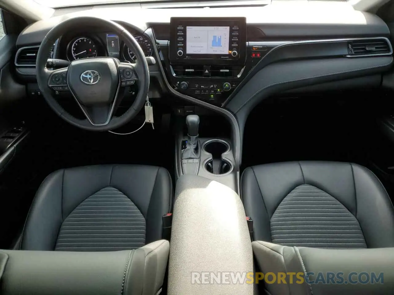 8 fotografías del automóvil dañado 4T1G11AK3PU768314 TOYOTA CAMRY 2023