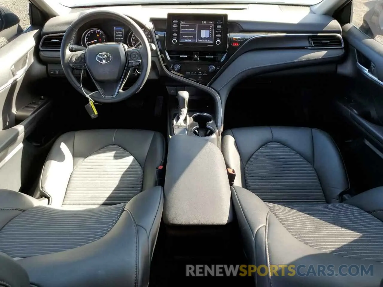8 fotografías del automóvil dañado 4T1G11AK3PU827426 TOYOTA CAMRY 2023