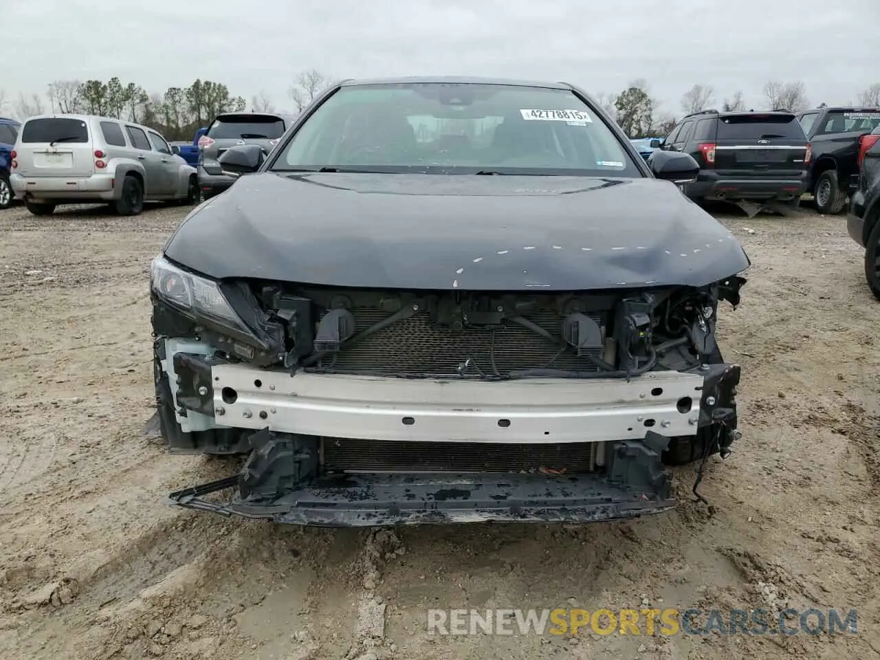 5 fotografías del automóvil dañado 4T1G11AK4PU117113 TOYOTA CAMRY 2023