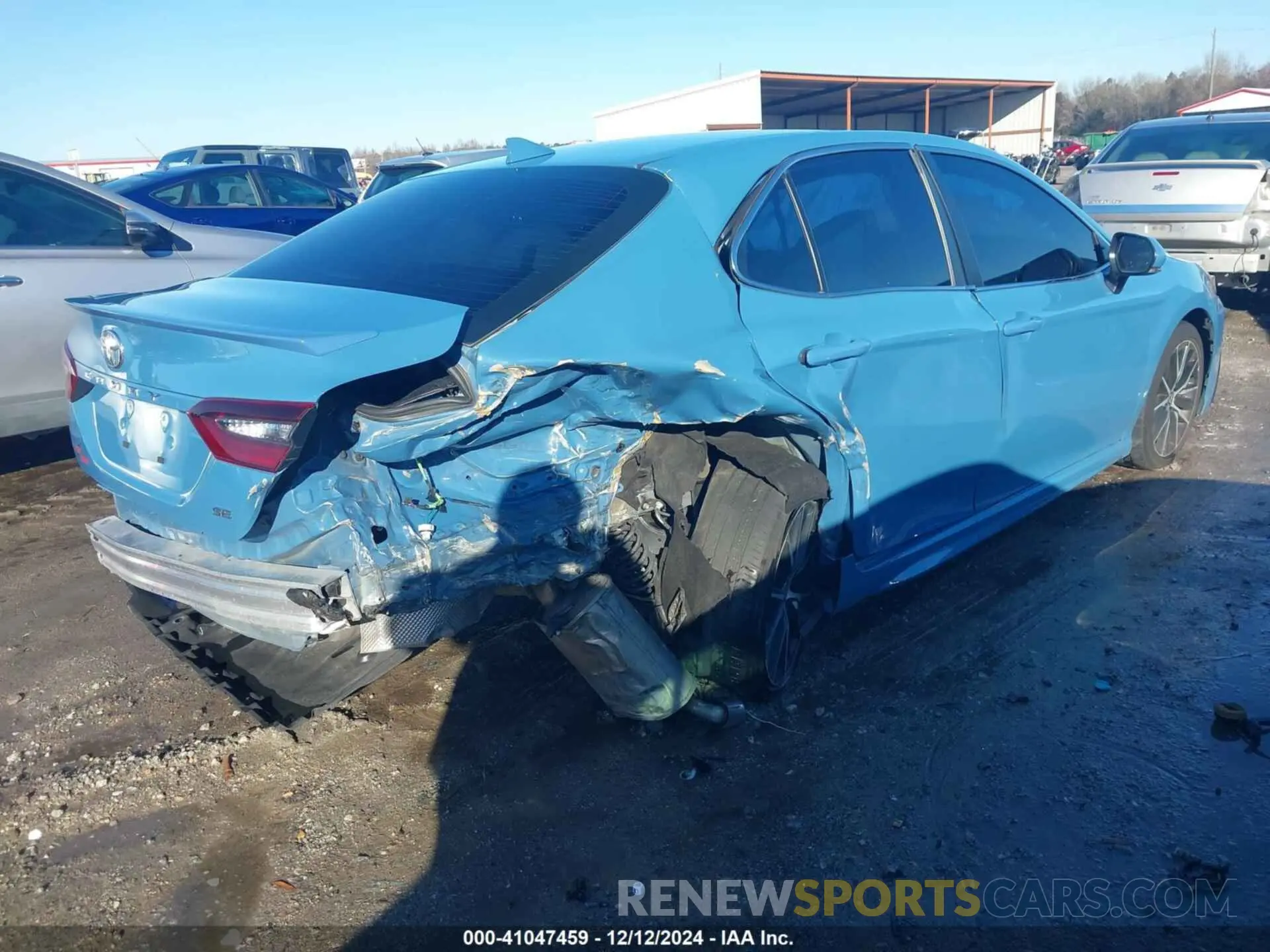 4 fotografías del automóvil dañado 4T1G11AK4PU134705 TOYOTA CAMRY 2023