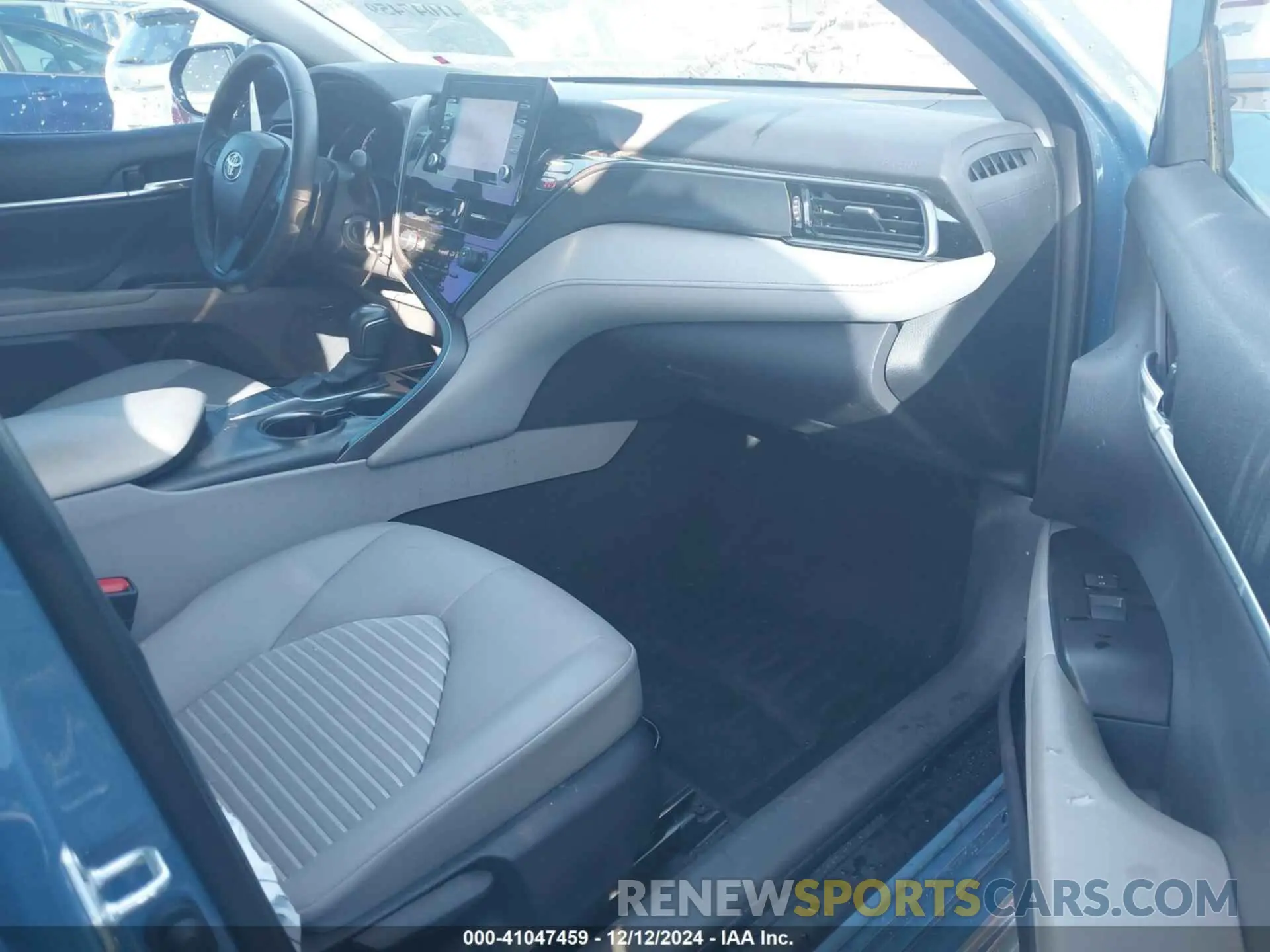 5 fotografías del automóvil dañado 4T1G11AK4PU134705 TOYOTA CAMRY 2023