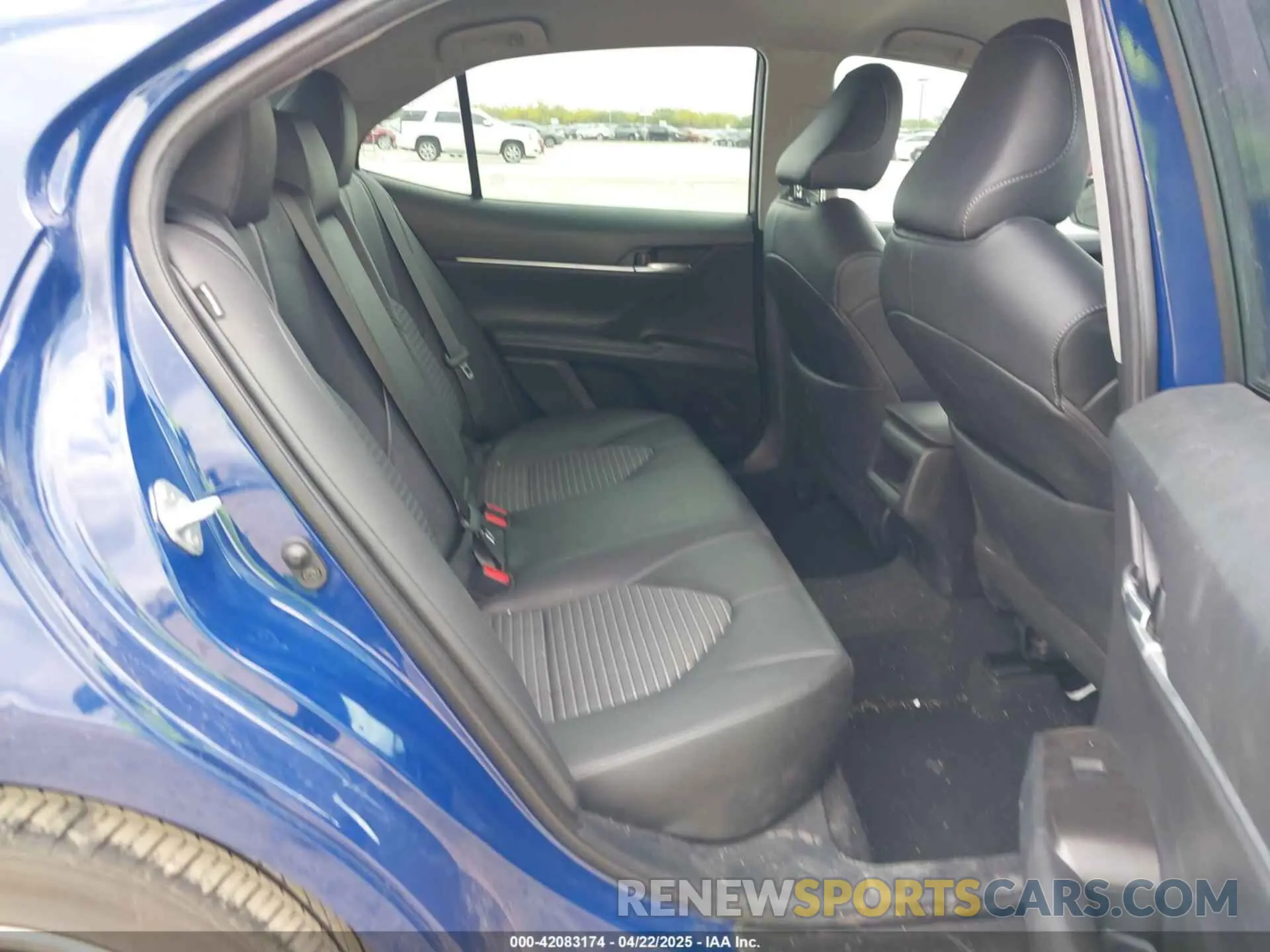8 fotografías del automóvil dañado 4T1G11AK4PU157272 TOYOTA CAMRY 2023