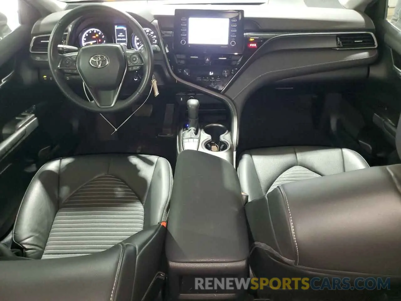 8 fotografías del automóvil dañado 4T1G11AK4PU164139 TOYOTA CAMRY 2023