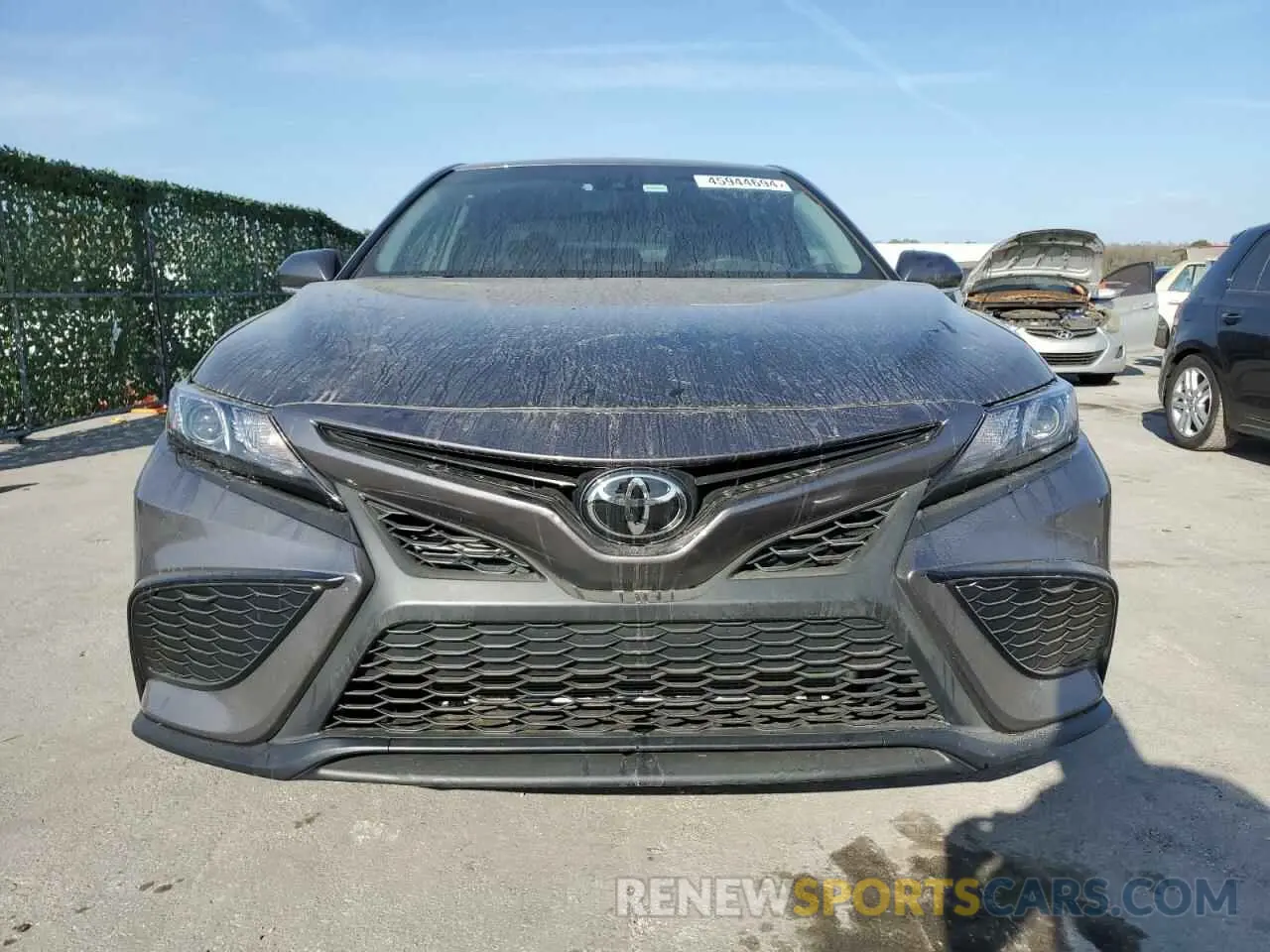5 fotografías del automóvil dañado 4T1G11AK4PU724886 TOYOTA CAMRY 2023